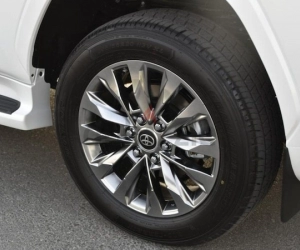 Toyota Land Cruiser, год 2023, цвет White-Petrol, пробег 0 km, фото 262234